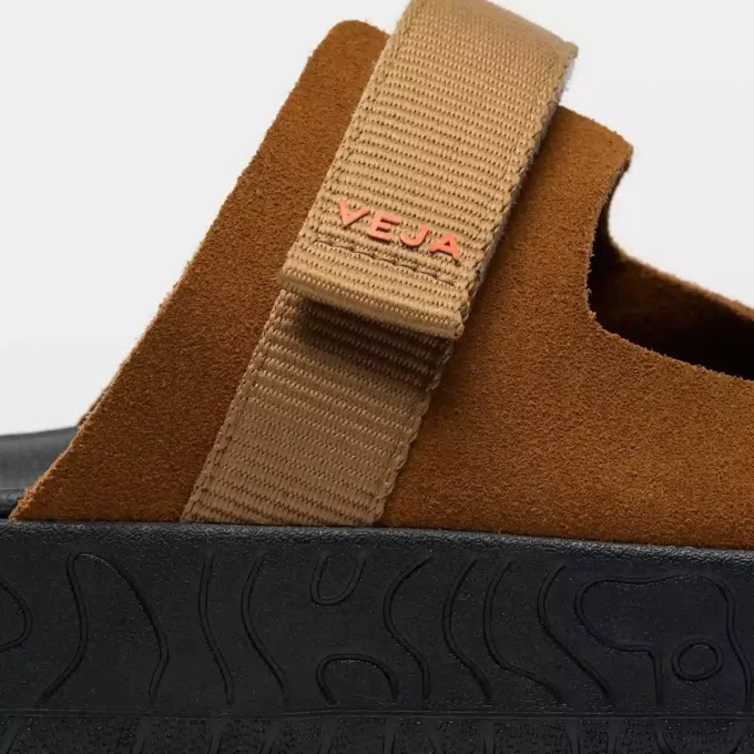 Camoscio Arpoador Veja X Homecore Cognac Tent Nero Camoscio Arpoador Veja X Homecore Cognac Tent Nero