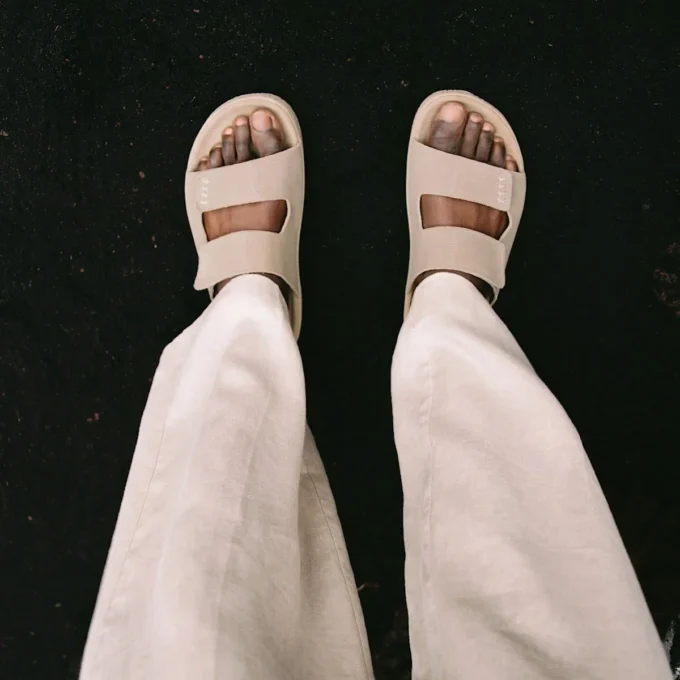 Etna Suede Taupe Almond Etna Suede Taupe Almond