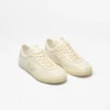 Panenka in vernice bianco sporco naturale Panenka in vernice bianco sporco naturale