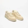 V-90 Pelle Cashew Oat V-90 Pelle Cashew Oat