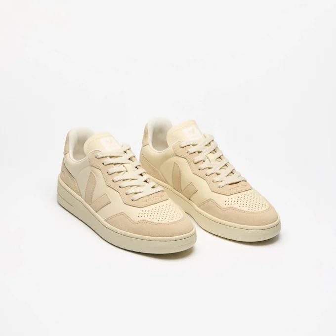 V-90 Pelle Cashew Oat V-90 Pelle Cashew Oat