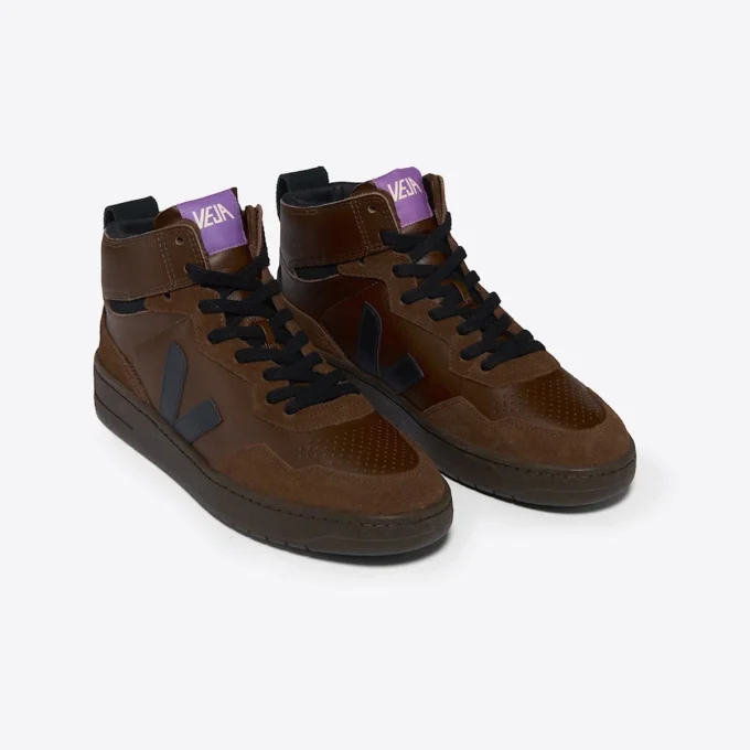 V-95 Pelle Walnut Black V-95 Pelle Walnut Black