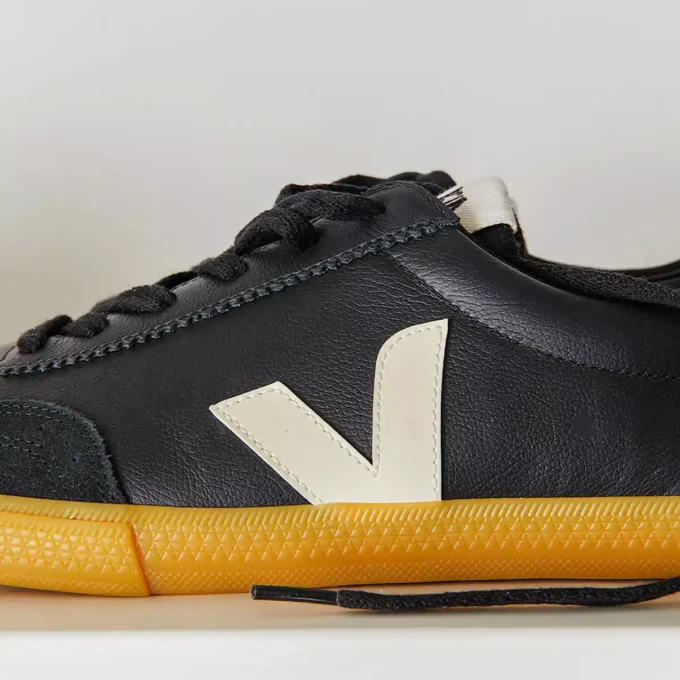 Volley Leather Black Pierre Volley Leather Black Pierre